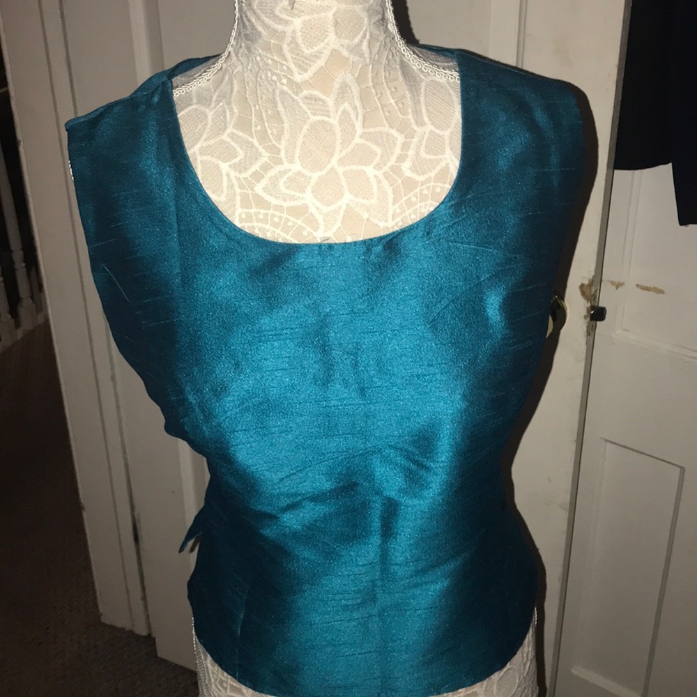 🎽Turquoise Blue Satin Top sz8
